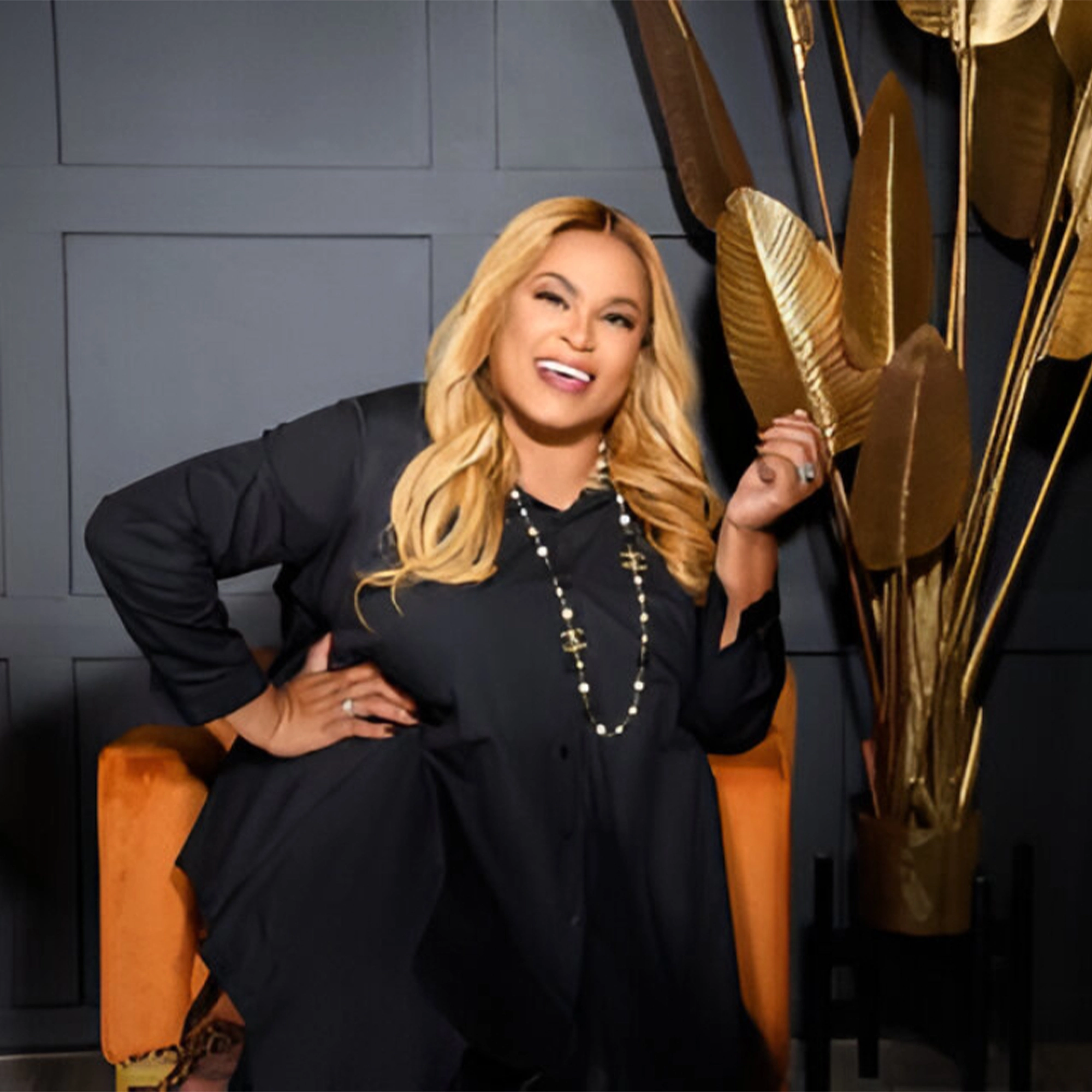 Dr. Jacqueline Mohair